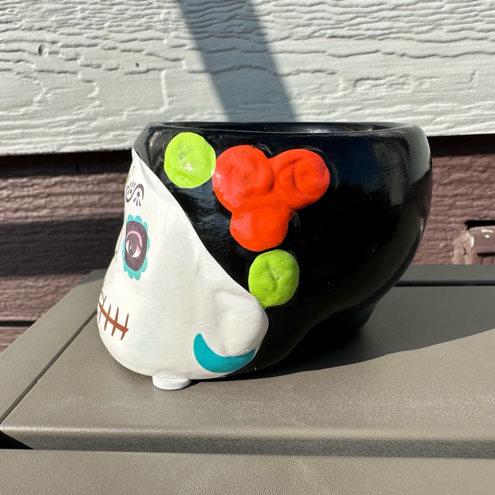Dia De Los Muertos Sugar Skull 2.5" Day of the Dead Small Ceramic Planter - Picture 3 of 7